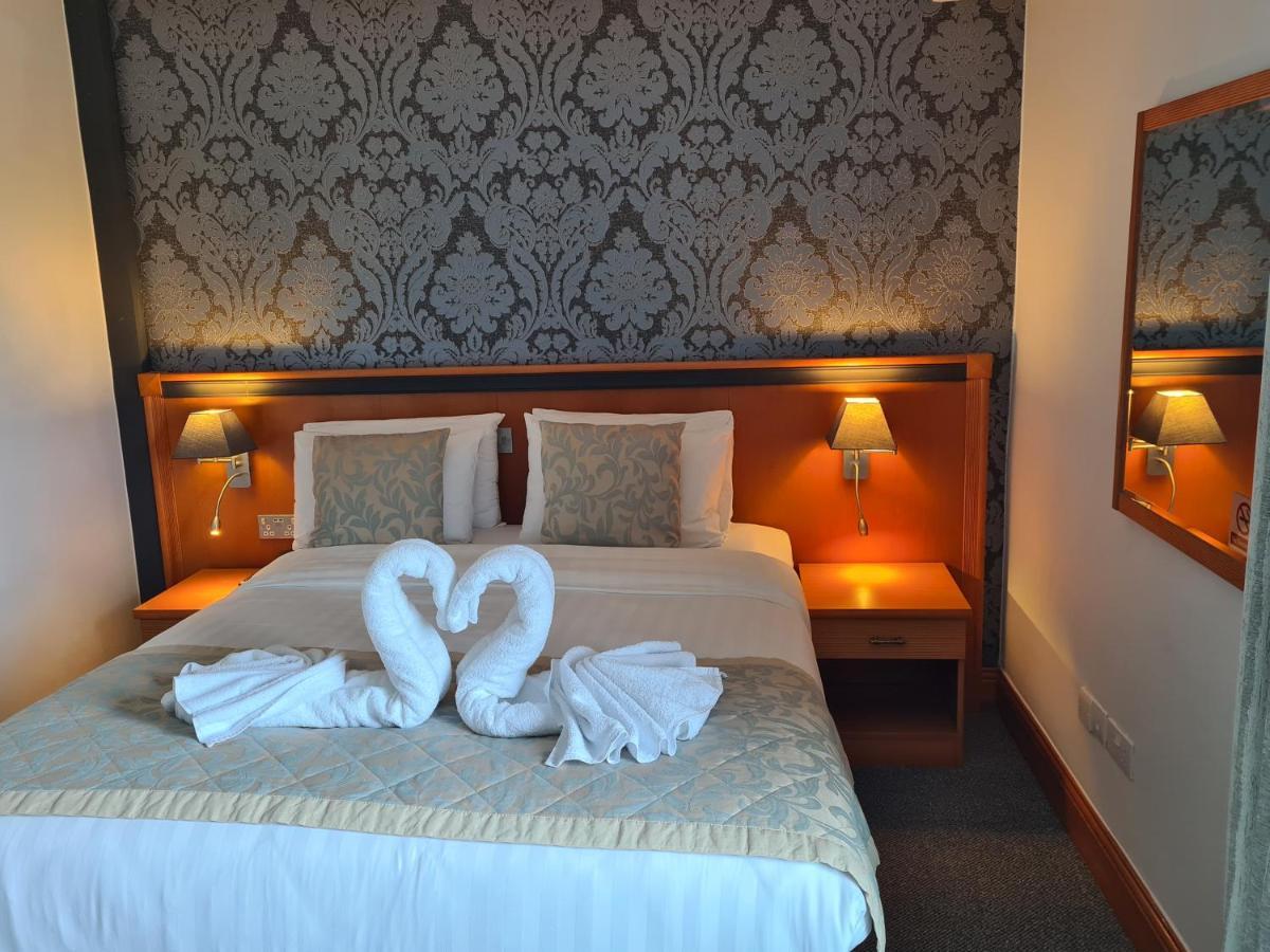 Leitrim Marina Hotel Carrick on Shannon Exteriér fotografie