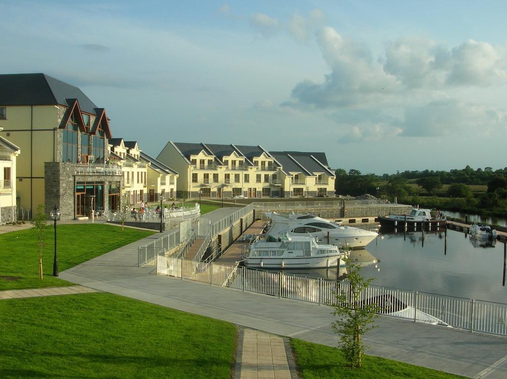 Leitrim Marina Hotel Carrick on Shannon Exteriér fotografie